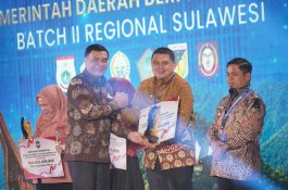 Appi Bawa Makassar Raih Dua Penghargaan dari Kemendagri, Dapat Rp1,5 Miliar dan Bedah 300 Unit Rumah