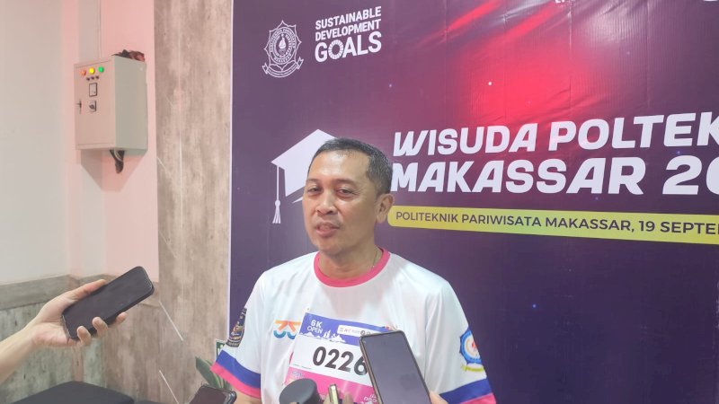 Direktur Poltekpar Makassar, Dr. Herry Rachmat Widjaja, A.Md, S.Sos, MM.Par.,minggu20/9