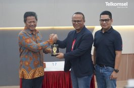 Kuota Magang Industri Terbatas? Telkomsel Bawa Solusi Magang Virtual 'Virtuship' ke Unhas