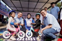 Tanamkan Budaya #Cari_Aman Sejak Dini, Astra Motor Bangun Area Edukasi Anak di Desa Bengkaung