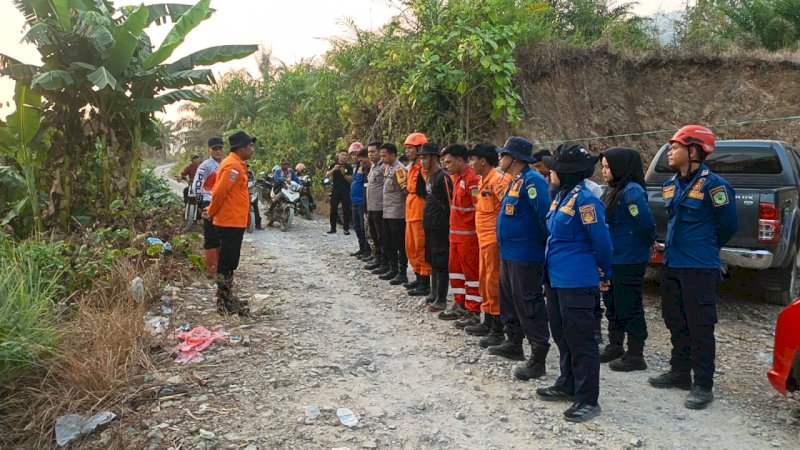 Masuk Hujan Cari Kayu Sejak Rabu, Warga Lutim Belum Juga Kembali