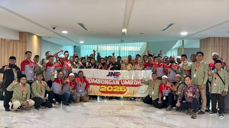 JNE memberangkatkan lebih dari 1.200 karyawan (Ksatria dan Srikandi JNE) beserta keluarga untuk menunaikan ibadah umrah ke Tanah Suci