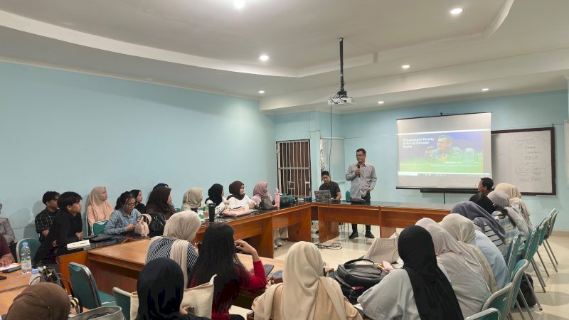 Kordiv Humas Bawaslu Sulsel Bedah Pengawasan Pemilu di Era Digital, di Unhas
