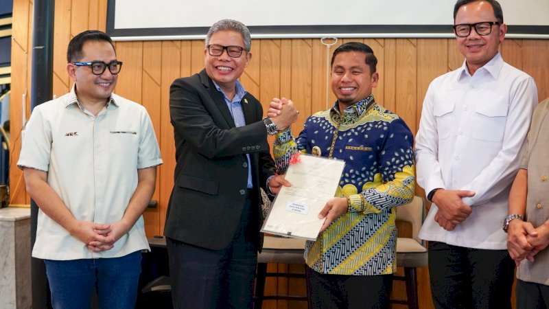 Pengelolaan Aset dan BUMD Jadi Sorotan, Tasming Hamid Hadiri Pertemuan Bersama Komisi II DPR RI