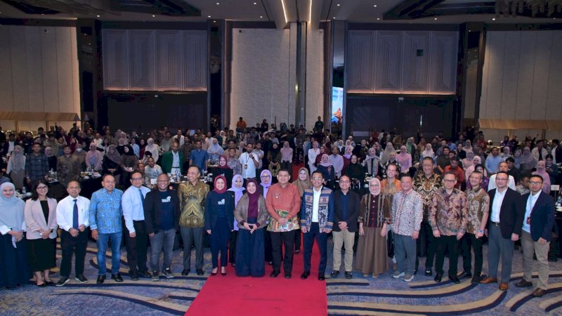 Lebih dari 500 pemimpin dan profesional dari berbagai sektor menghadiri Makassar Leadership Summit (MLS) 2026 di Sandeq Ballroom, Claro Hotel Makassar, Kamis (8/10/2026).