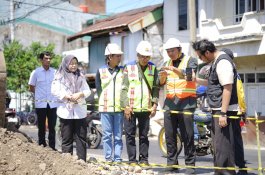 Bupati Bantaeng Tinjau Pengerjaan Dua Jembatan Untuk Kelancaran Akses Masyarakat