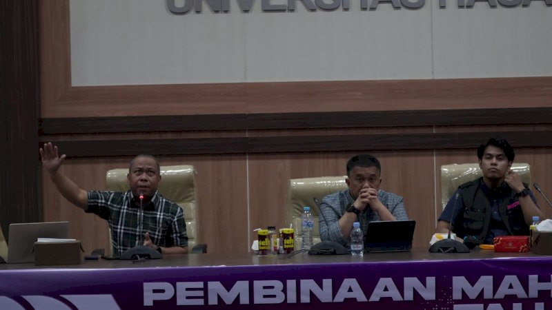 Executive Director 4 Pelindo Regional 4, Akhirman, hadir memberikan wawasan mendalam mengenai urgensi hukum dalam dunia bisnis korporasi, khususnya di lingkungan Badan Usaha Milik Negara (BUMN).