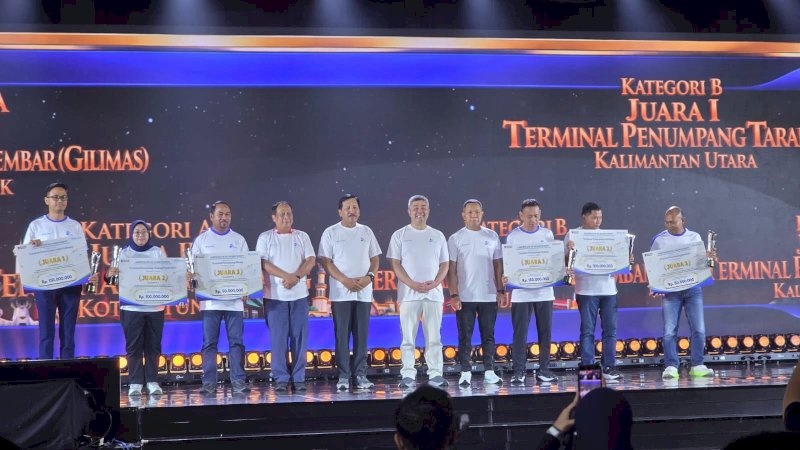 PT Pelabuhan Indonesia (Persero) Regional 4 kembali menorehkan prestasi membanggakan dalam ajang Passenger Terminal Excellence Competition (P-TEC) 2026 yang diumumkan pada rangkaian peringatan Pelindo Day 2026, Minggu (4/10/2026).