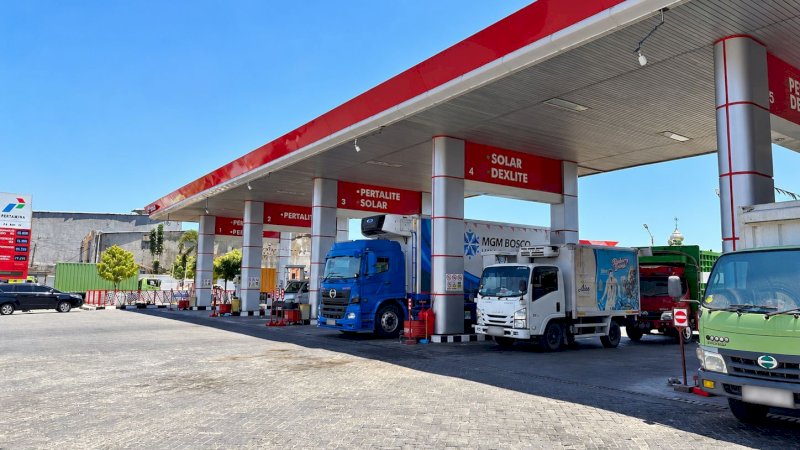 PT Pertamina Patra Niaga Regional Sulawesi mulai menguji coba pengaturan layanan Biosolar menggunakan skema klasterisasi di sejumlah Stasiun Pengisian Bahan Bakar Umum (SPBU) yang menyalurkan produk tersebut di Kota Makassar