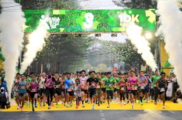 Robi Syianturi Juara Kalla 10K 2026, Ribuan Pelari Ramaikan Jalanan Makassar