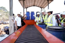 Unhas Perkenalkan Inovasi Pengelolaan Sampah Organik Terintegrasi Berbasis Ekonomi Sirkular ke Dubes Inggris