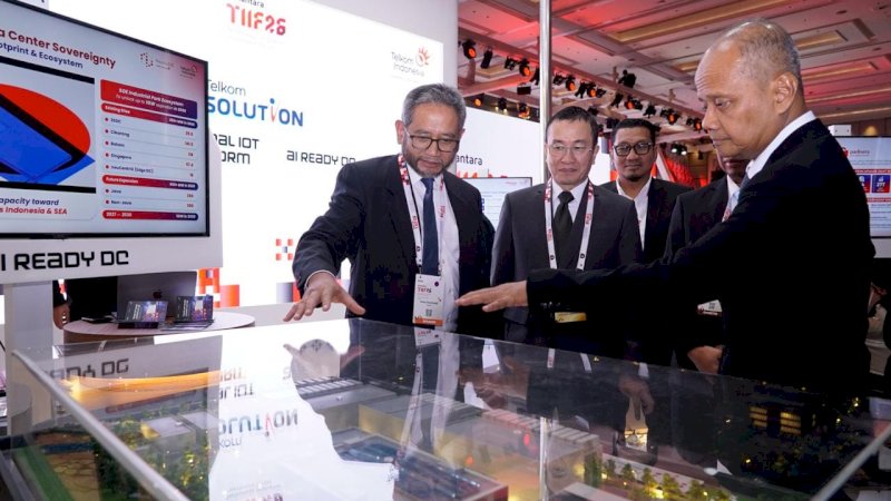 TelkomGroup bersama Danantara meluncurkan empat kapabilitas Sovereign Digital Technology dalam ajang Danantara Technology Innovation Investment Forum (DTIIF) 2026 di Jakarta, Senin (26/10/2026).