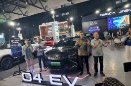 OMODA O4 Meluncur di GIIAS Makassar 2026, Mobil Listrik Berjarak Tempuh 611 Km Sudah Bisa Dipesan