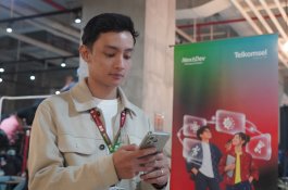 Tak Perlu ke Jakarta, Pemuda Makassar Bangun Bisnis AI hingga Layani Klien Luar Negeri Berkat Dukungan Telkomsel