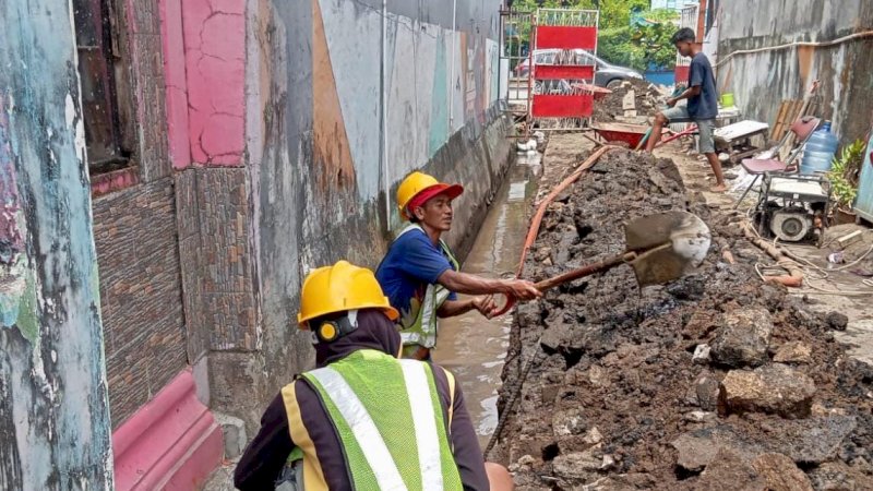 Pemkot Makassar Benahi Jalan dan Drainase  Pongtiku, Dilengkapi U-Ditch 