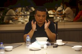 Elektabilitas Appi-Rahman Lampaui Paslon Lain, Erwin Aksa: Tim Harus Tetap Kompak, Jangan Terprovokasi