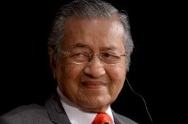 Mahathir Mohamad Isyaratkan Dirikan Partai Politik Baru