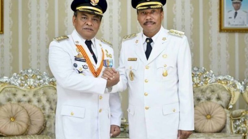 Pasangan Fahsar M Padjalangi dan Ambo Dalle.