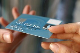 Suka Belanja  di Online Shop dengan Kartu Kredit? Ini Tips agar Transaksi Tetap Aman