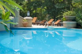 Suami-Istri Pemilik Hotel Ditemukan Tewas Mengapung di Kolam Renang