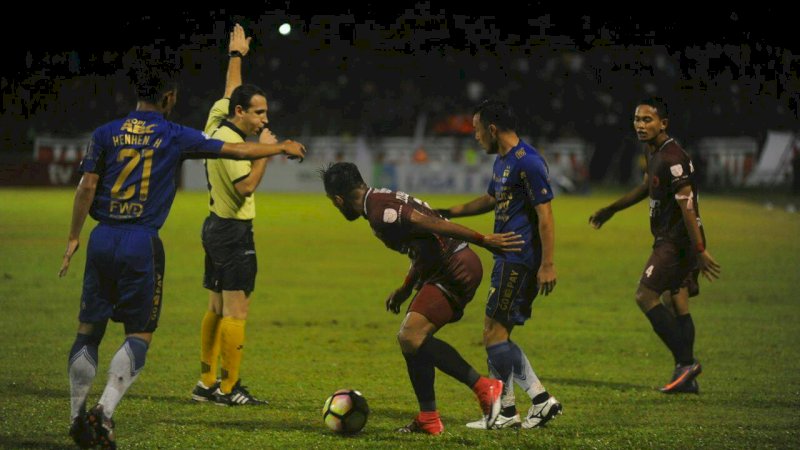 Piala Presiden 2018: Persib Dipermalukan PSM di Bandung