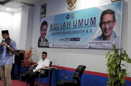Jokowi-Ma'ruf Hadiri Penetapan Presiden di KPU, Sandiaga Memilih ke Talk Show Halalbihalal
