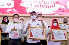 Tekan Angka Kekerasan Anak, Bupati Gowa Diganjar Penghargaan
