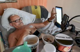 Pria yang Sakit Parah ini Akan Live Streaming-kan Kematiannya Minggu Depan