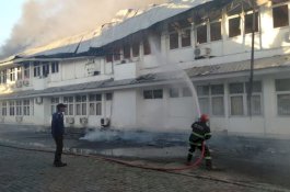 Kantor Dinkes Sulsel Terbakar, Ruang Kepala Dinas Jadi Arang