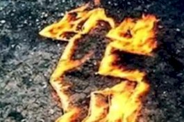 Gadis Nekat Bakar Diri karena Ponselnya Disembunyikan Biar Tak Telepon Kekasih