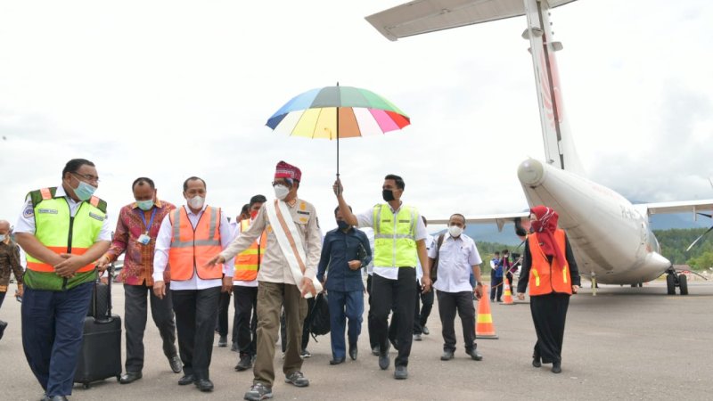 Ke Toraja, Gubernur Sulsel Pimpin Rapat Persiapan Peresmian Bandara Buntuk Kunik
