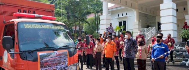 Bupati Gowa Kirim Empat Truk Bantuan untuk Korban Banjir Bandang Luwu Utara