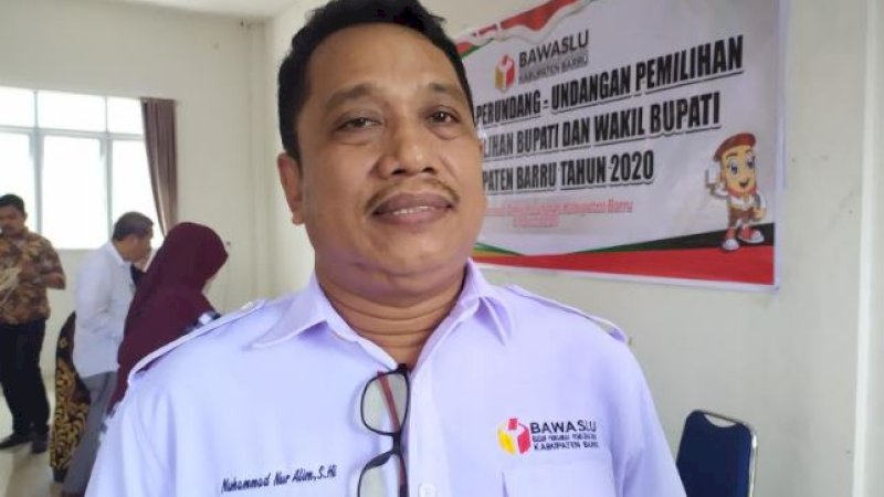 Ketua Bawaslu Barru, Nur Alim.