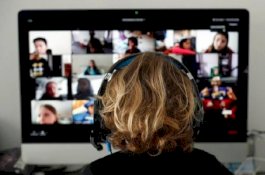 Viral ... Pegawai Pemerintah Kepergok Bercinta dengan Sekretaris saat Zoom Meeting