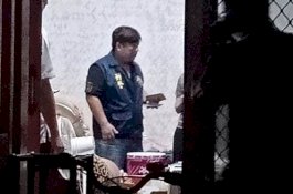 Ayah Bunuh Diri Bersama 3 Orang Anaknya, Polisi Temukan Arang di Kamar