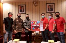 Bupati Bantaeng Apresiasi Bantuan Kartu Perdana MBJJ Telkomsel