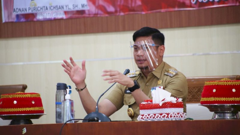 Bupati Gowa Adnan Purichta Ichsan