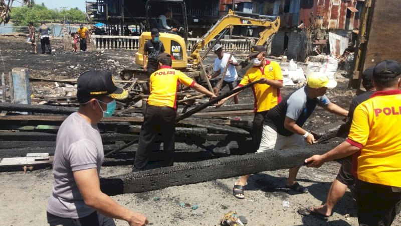 Bupati Pangkep Janji Bangunkan Rumah Warga Korban Kebakaran