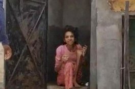 Perempuan Ini Dikurung Suami di Toilet Selama Setahun