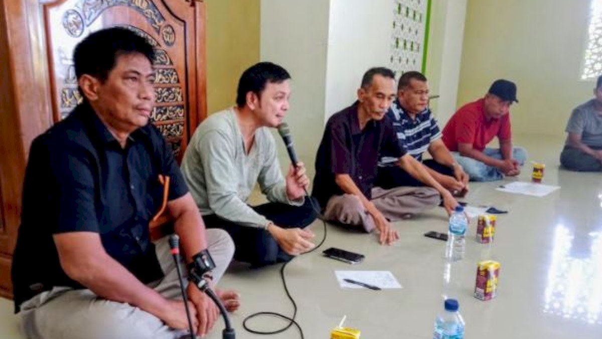 Sikapi Keluhan Pelanggan, Dirut PDAM Tirta Wajo Turun Tangan Langsung