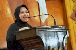 Erna Rasyid Taufan dan Rektor UINAM Jadi Pembicara di Seminar Nasional PGMI Parepare