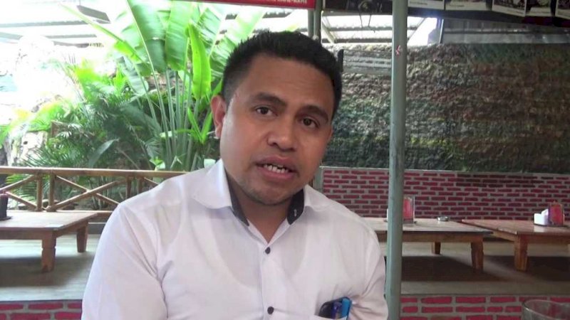Ketua KPU Makassar, Farid Wajdi