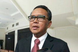 Jadikan Kantor Camat Tempat Pengurusan KTP, Gubernur Jempol Pj Wali Kota Makassar