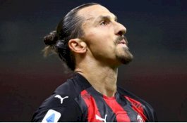 Positif Covid-19, Ibrahimovic: Berani-beraninya Menantang Saya, Ide yang Buruk
