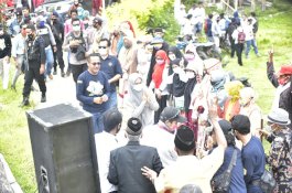 Warga Rongkong Antusias Sambut IDP