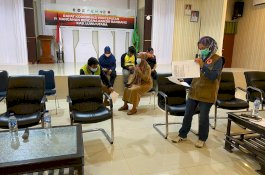 Tunda Semua Agenda, Bupati Luwu Utara Siap Diskusi dengan Demonstran