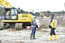 Jembatan Penghubung Lima Desa di Luwu Utara Ditarget Tuntas Sebelum HUT RI