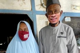 Kakek Viral yang Kenakan Seragam SMA saat Lebaran Senang Dapat Bantuan Wagub