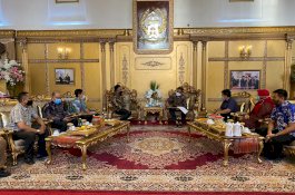 Panitia Kongres Provinsi IKAPTK Sulsel Audiensi dengan Gubernur Sulawesi Selatan
