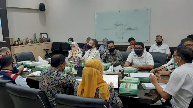 Dinas PU Makassar gelar rapat koordinasi bahas pengerjaan IPAL Losari di ruang rapat DPU Makassar, Rabu,(7/10).